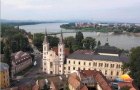 Vár
