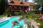 Zsanett Hotel 